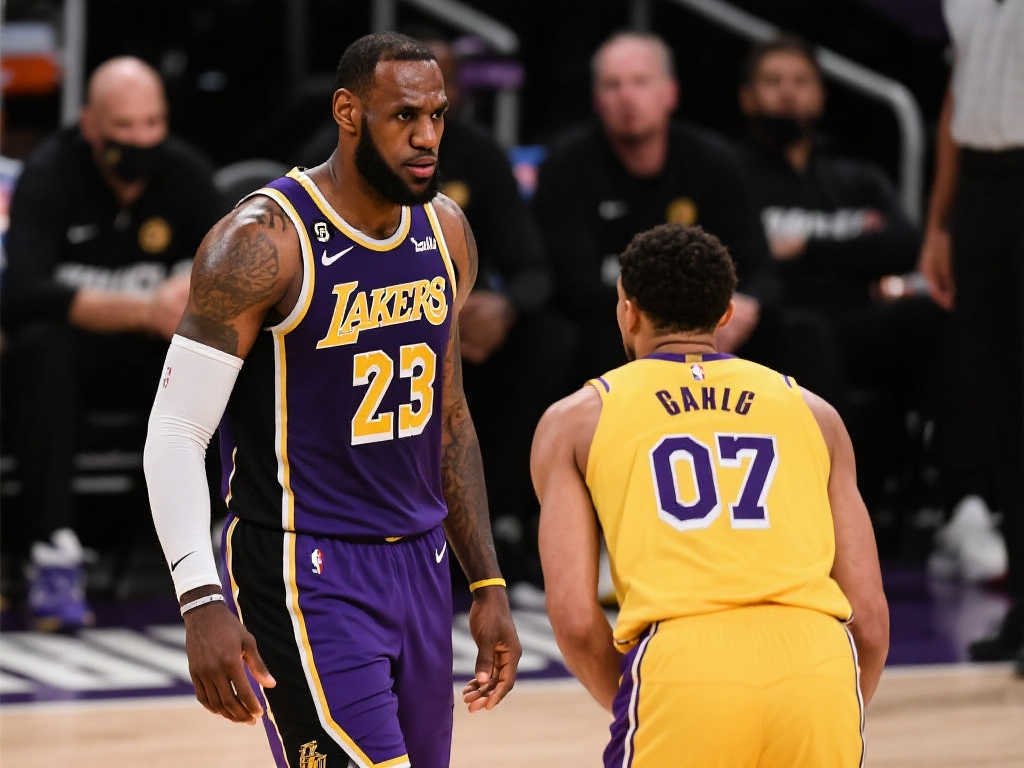 戰術革命中 戰術革命中